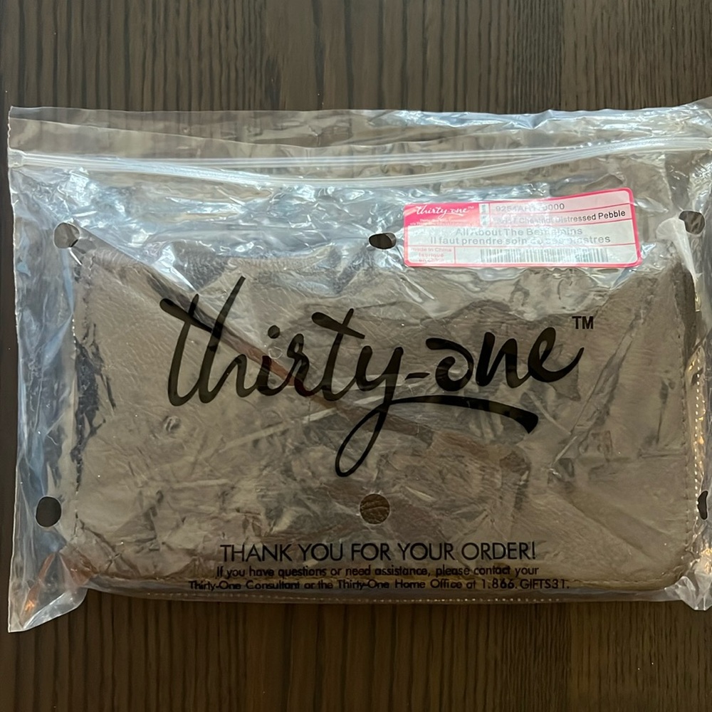 Thirty one All About the Benjamins Wallet Chestnut